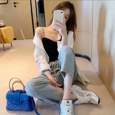 金爪女郎